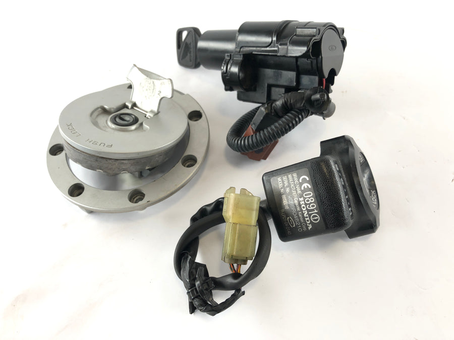 Honda CBR 1000 RR SC57 [2006] - Lock de ignição do tanque de conjunto de palácios