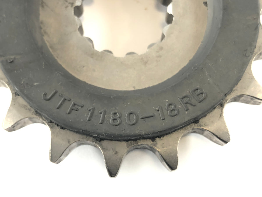 Triumph Speed ​​Triple 1050 515nj [2006] - Pinhão de acionamento com roda de corrente e ingestão de roda de corrente