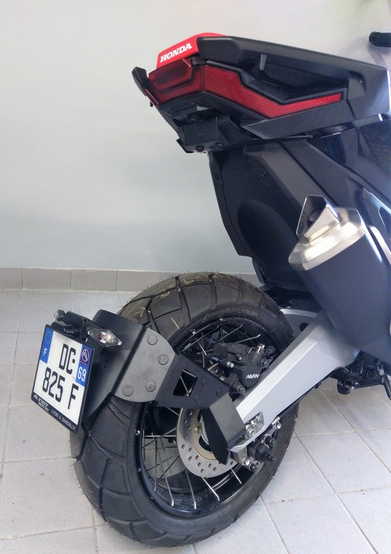 Honda X-Adv [ACCESS DESIGN] - suporte de placa na altura da roda preto Honda X-ADV