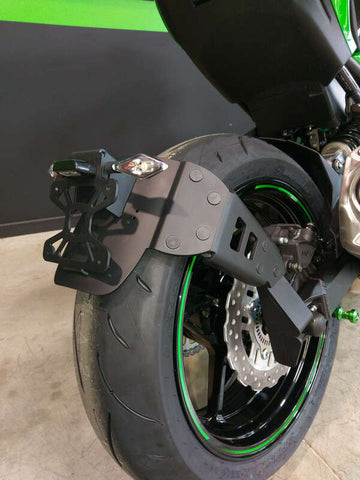 Kawasaki Z Electric [ACCESS DESIGN] - suporte de placa na altura da roda preto Kawasaki Z900