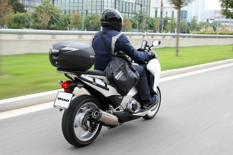 Honda Z 125 [SHAD] - Top case SH39 preto 3kg 39L
