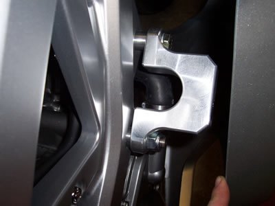 Suzuki SV 650 S ABS [2007-2012] - Aero Crash Protectors (rolamento braço oscilante) Preto Suzuki SV650 Full Faired