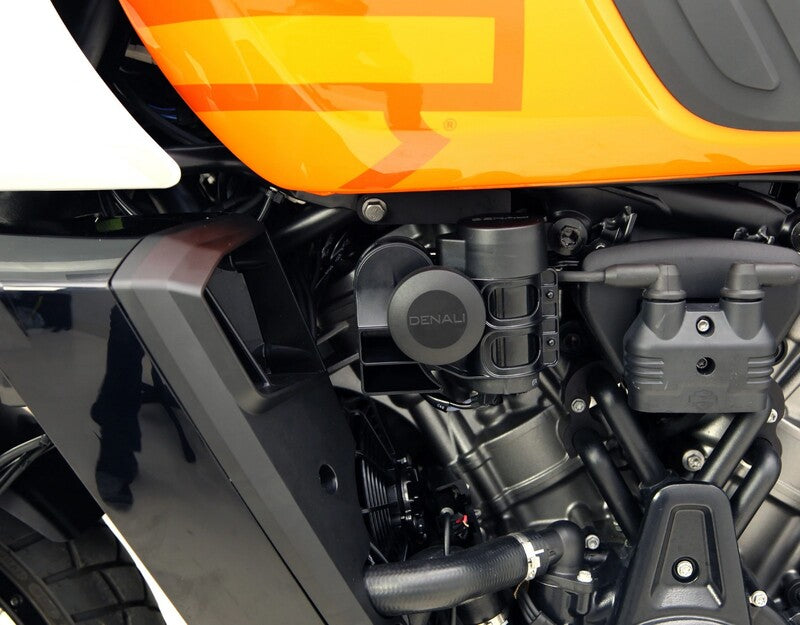 Harley-Davidson Pan America 1250 RA1250 [DENALI] - Vista frontal do suporte da buzina