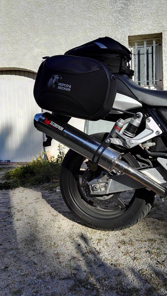 Honda CB 1300 S [2010-2025] - Suporte lateral C-Bow