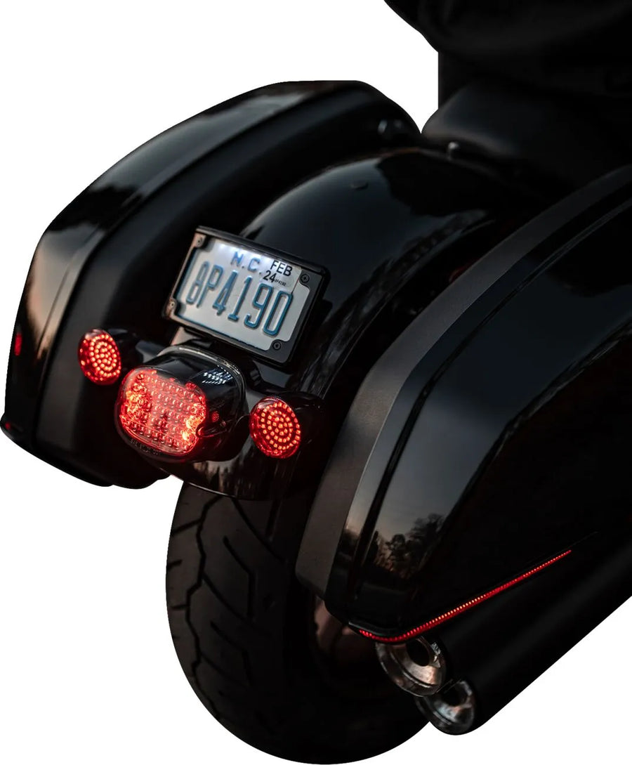Harley Davidson fxlrst [CUSTOM DYNAMICS] – Luzes LED do alforje