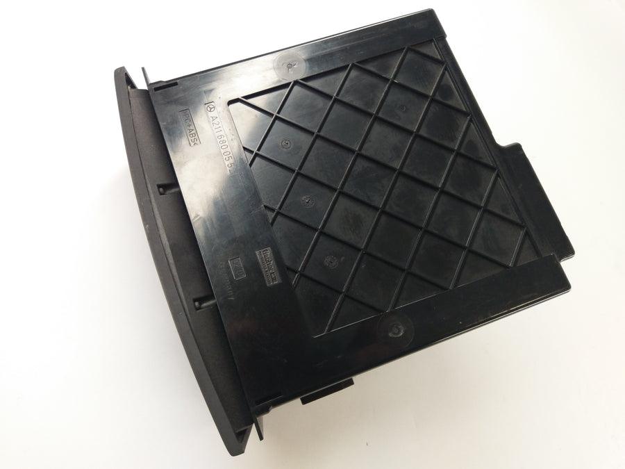 Mercedes Benz E 280 CDI [W211] - aquecimento do assento do painel de controle do CD player
