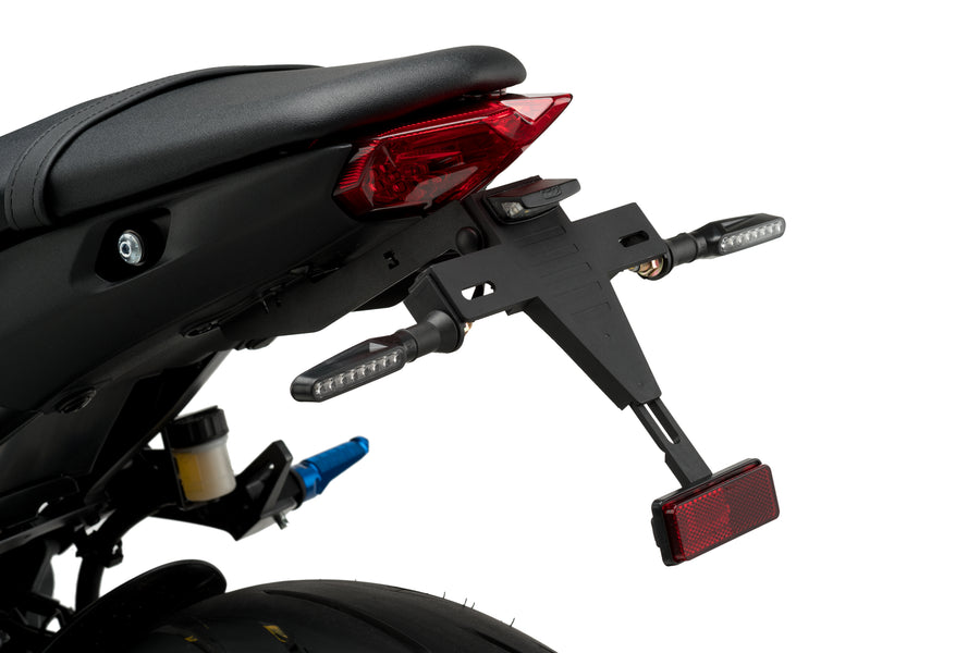 KTM RC 390 [2025] – Luz LED de placa Ângulo – Preto