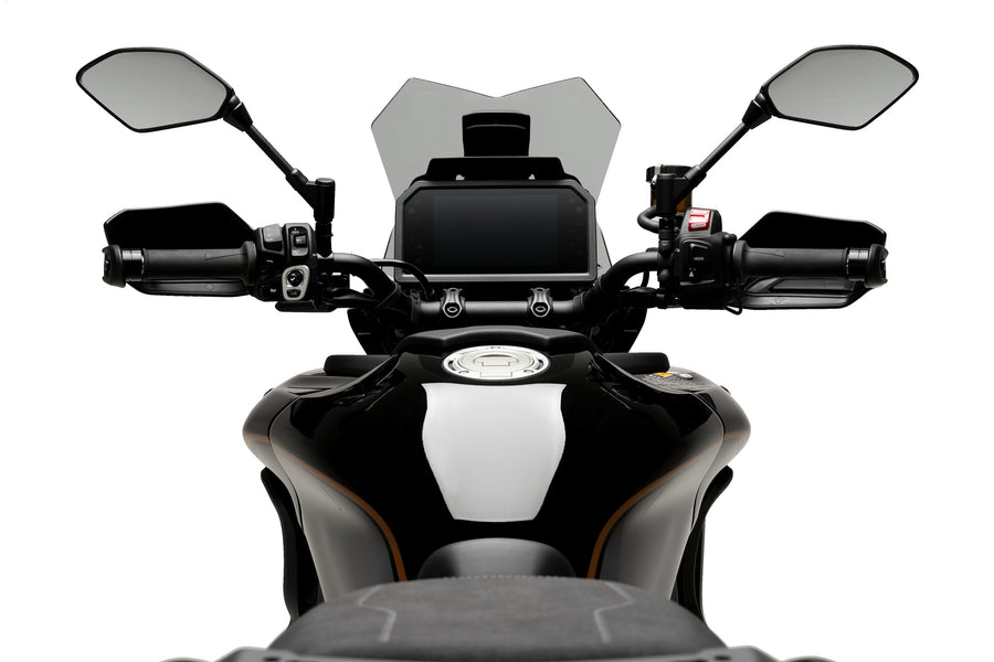 YAMAHA TRACER 9 GT PLUS [2024] – tela esportiva – fortemente colorida