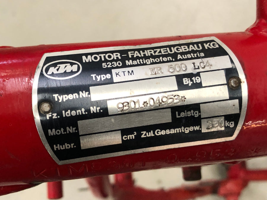 KTM LC4 ER 600 [1994] - quadro com papéis