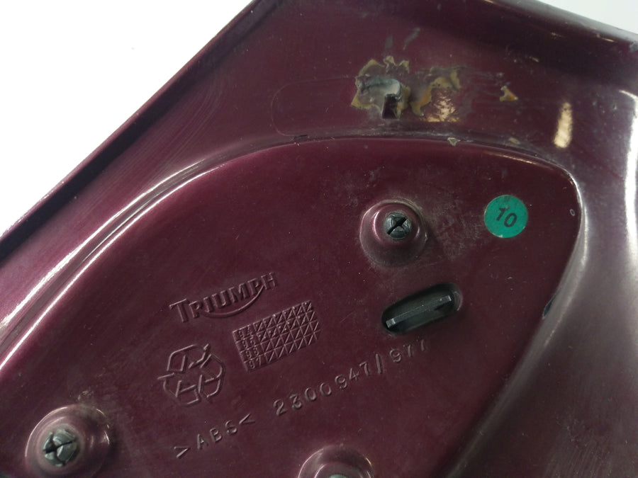 Triumph Trophy 1200 T300E [1996] - Parte do lado da parte traseira direita da parte traseira