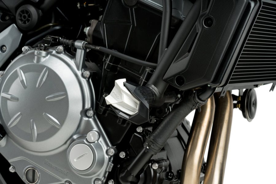 CFMOTO 650 NK [2025] – Crash Pads R19 – Preto