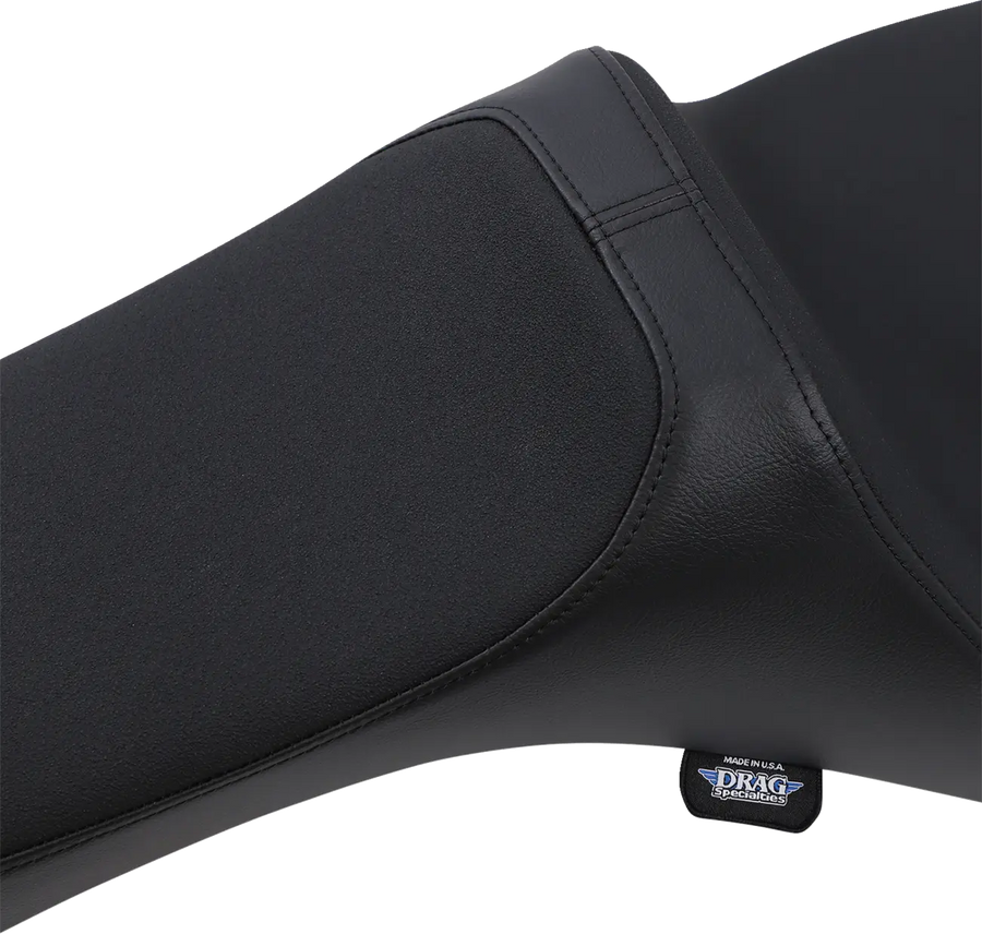 Harley-Davidson Street Bob [DRAG SPECIALTIES] – Assento Predator III Slip Stop™