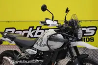 Royal Enfield Guerrilla 450 [BARKBUSTERS] – Kit de montagem – Montagem de dois pontos