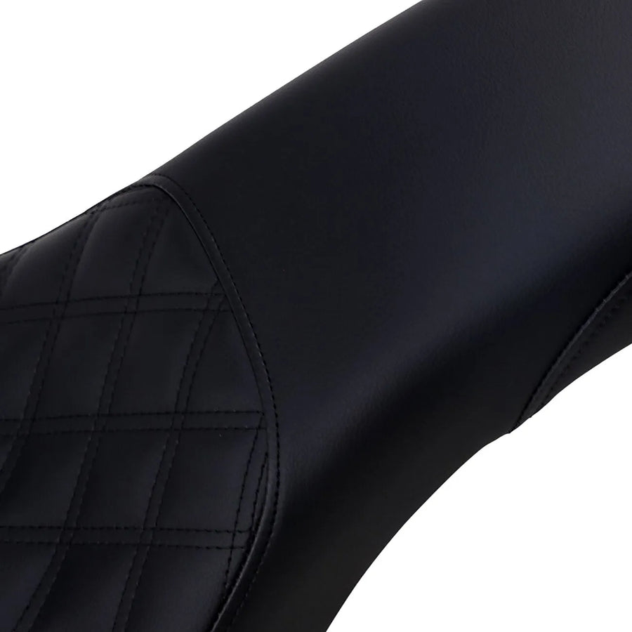 Harley Davidson Softail Street Bob FXBB [SADDLEMEN] – Assento Profiler™ Lattice Stitch