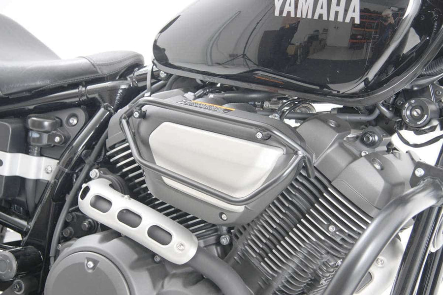 Yamaha XV 950 [2013-2020]-Fender da caixa de filtro de ar.