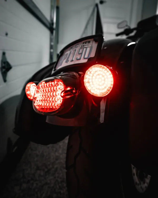 Harley Davidson Flhtcu [CUSTOM DYNAMICS] – Lanterna traseira LED plana