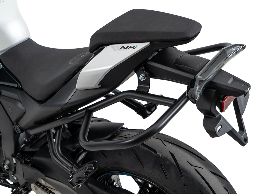 CF Moto 675 NK [2025-2026] - proteção traseira preta