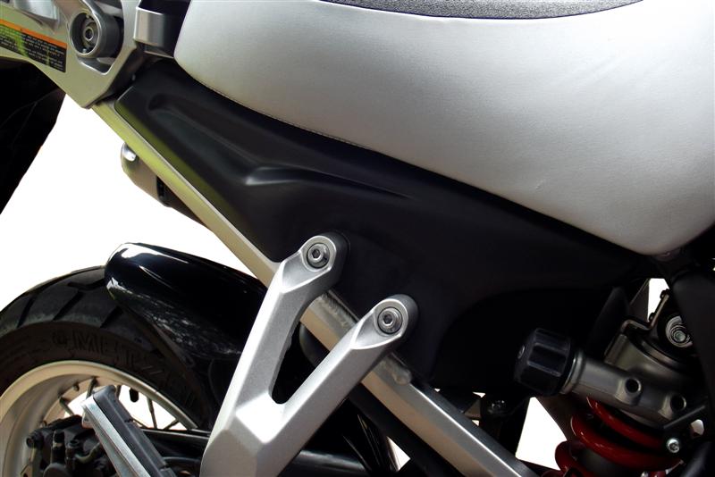 YAMAHA XT 1200 ZE SUPER TENERE [2019] – Tampas laterais – Preto Mate