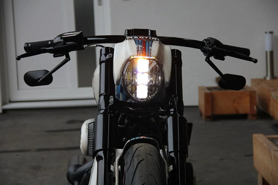 Harley Davidson V-Rod [CULT WERK] – Carenagem do farol