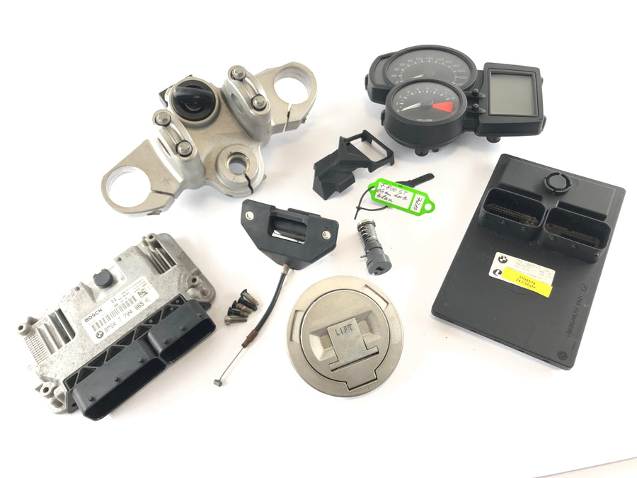 BMW F 800 ST [2006] - Locksmith com imobilizador e ponte de garfo