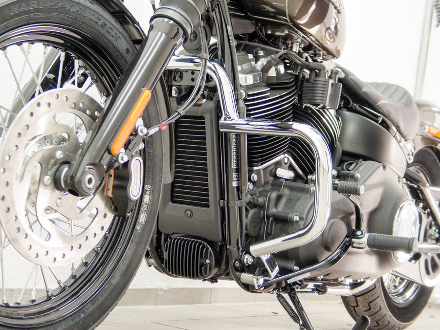 Harley Davidson Sofrail (Milwaukee -eight 107/114) [2018] - Barra de proteção, feita de tubo de 32 mm, forma plana