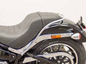 Harley Davidson Sofrail Low Rider (Milwaukee -eight 107/114) [2018] - Borda do assento