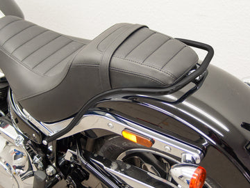 Harley Davidson Sofrail Low Rider (Milwaukee -eight 107/114) [2018] - Borda do assento, preto