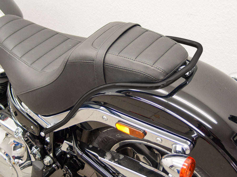 Harley Davidson Sofrail Low Rider (Milwaukee -eight 107/114) [2018] - Borda do assento, preto