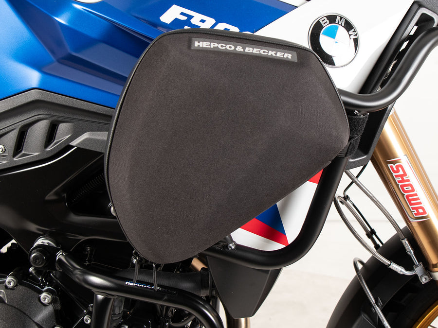BMW F 900 GS [2024-2026] - Barra de proteção do tanque preta