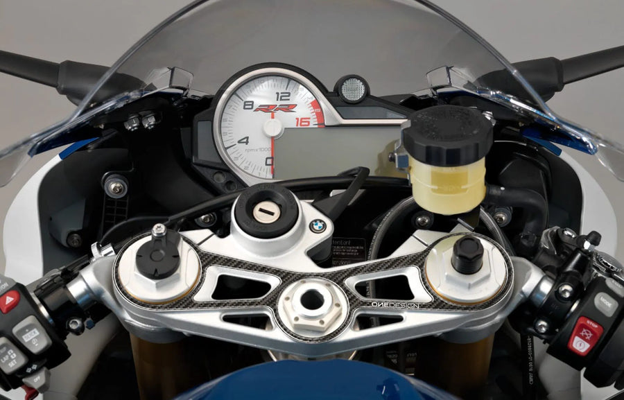 BMW S 1000 RR [ONEDESIGN] – vista detalhada da almofada de proteção de braçadeira tripla