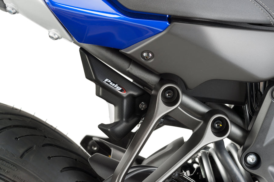 YAMAHA TRACER 7 GT [2025] – Tampa do reservatório do freio traseiro – Visual carbono