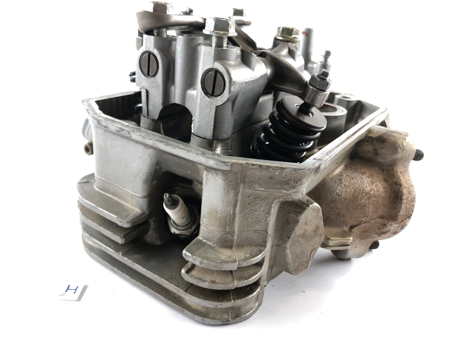 Honda Africa Twin XRV 750 RD07 [1993] - Cabeça do cilindro na parte de trás do cilindro
