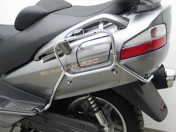 Suzuki em 650 Burgman (também Executivo e ABS) [2004-2012] - Transportadora lateral para casos de cruzador Givi/Kappa (Monokey)