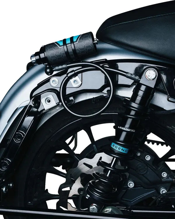 Harley-Davidson FLHRXS 1868 Road King Special 114 [2025] - REVO ARC Remote Reservoir Außenbefestigung – Bild 12
