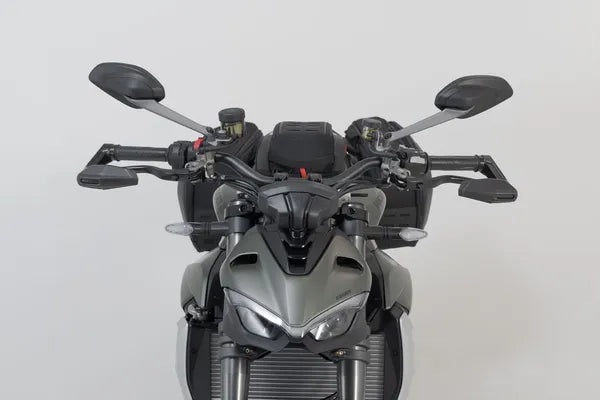 Triumph Daytona 660 [SW-MOTECH] – protetores de alavanca com proteção contra vento