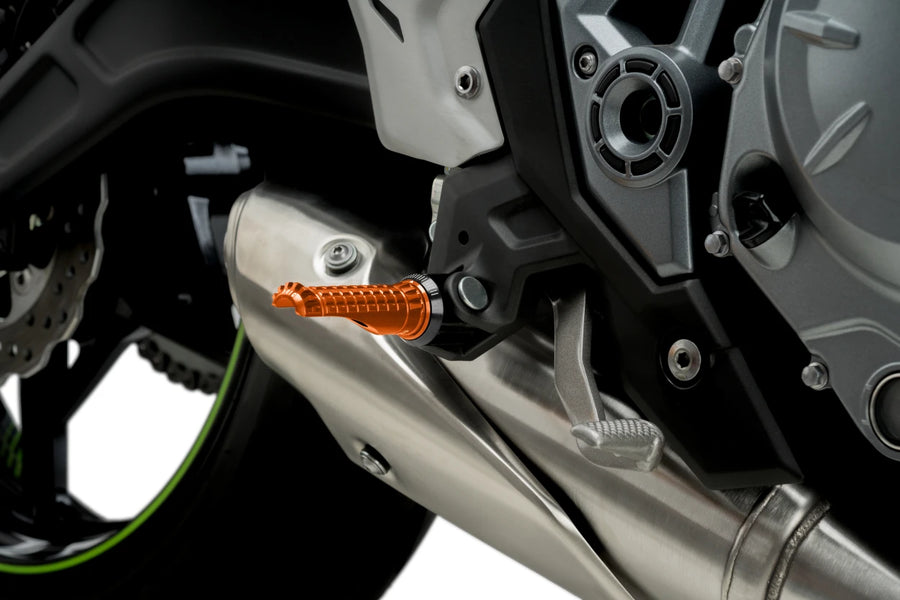 KTM RC 390 [2025] – Apoios para os pés R-Fighter – titânio