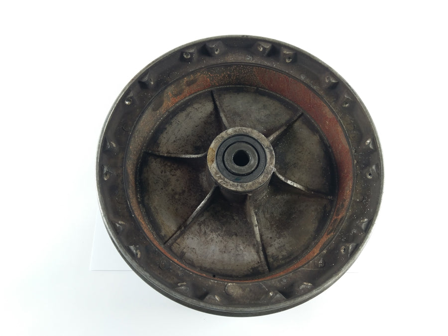 Moto Guzzi V7 850 GT - Cubra da roda Falou a borda da roda dianteira