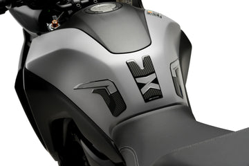 YAMAHA TRACER 7 GT [2024] – Proteção específica do tanque – Visual carbono - 0