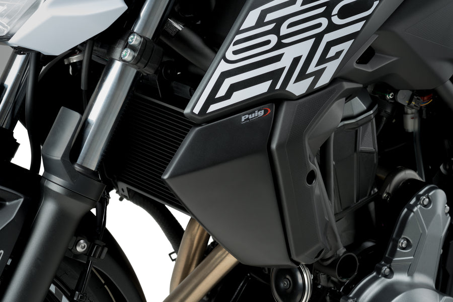 KAWASAKI Z 650 [2019] – tampa do radiador – visual de carbono