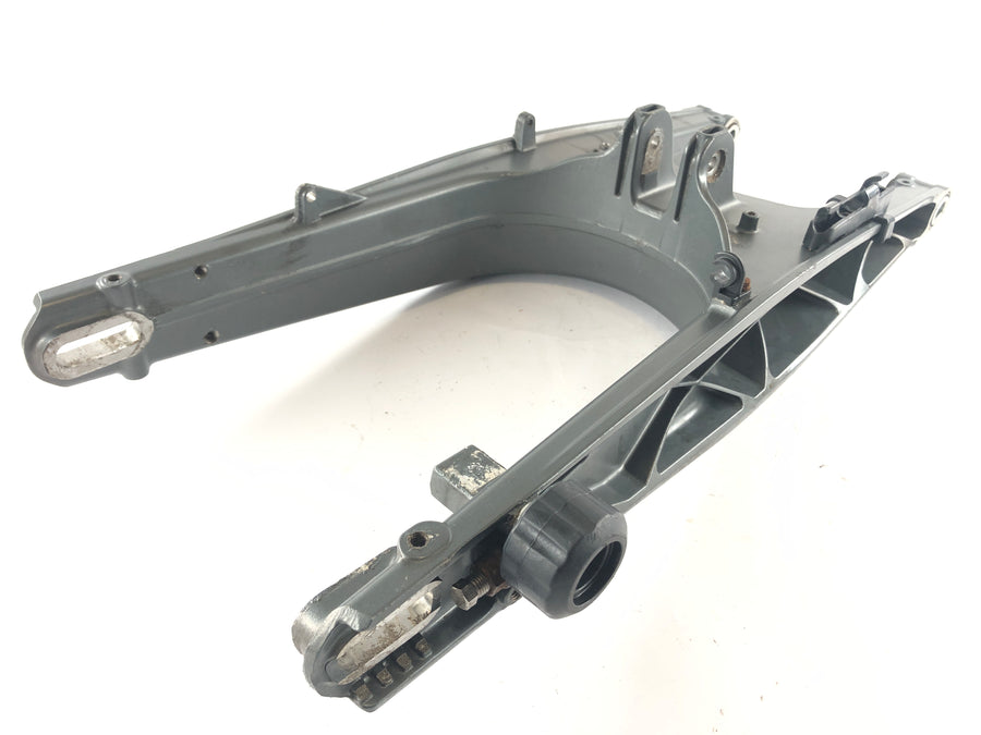 KTM Duke 125 [2011] - balanço da roda traseira sufocada