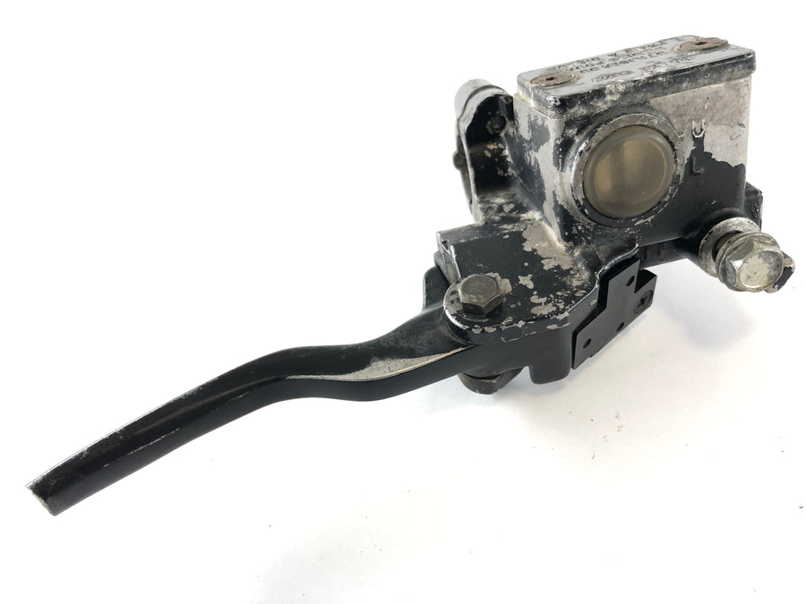 Kawasaki KLR 250 KL250D [1988] - Encaixes do guidão na bomba de freio à direita com alavanca de freio