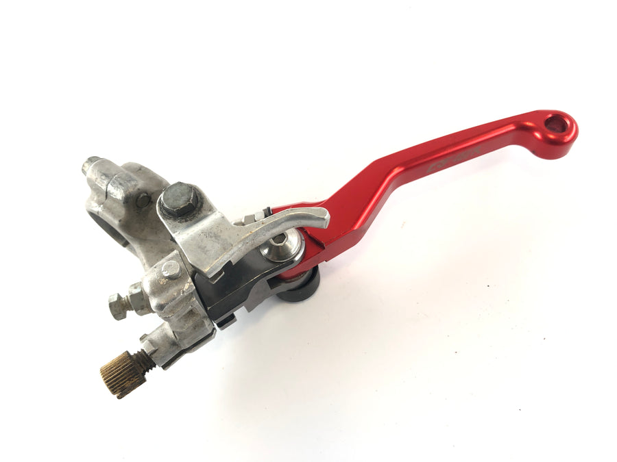Honda CRF 450 R [2003] - Ajuste da embreagem com alavanca de embreagem