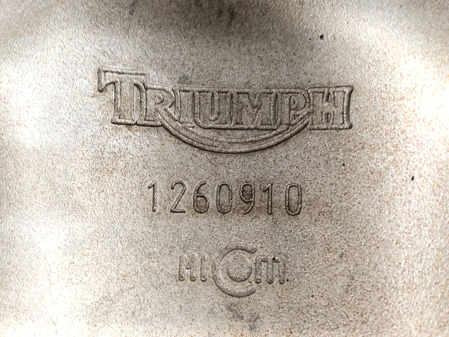 Triumph Bonneville 908MD [2001] - Tampa da válvula