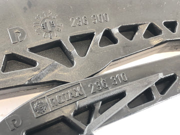 Aprilia Mille RSV 1000 ME [1999] - Rails de slide e cilindro traseiro da corrente de controle de trilho de aperto - 0