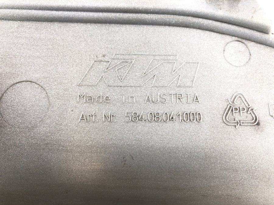 KTM 640 LC4 Prestige [2003] - Partes laterais do revestimento do revestimento traseiro Par de revestimento de revestimento de revestimento