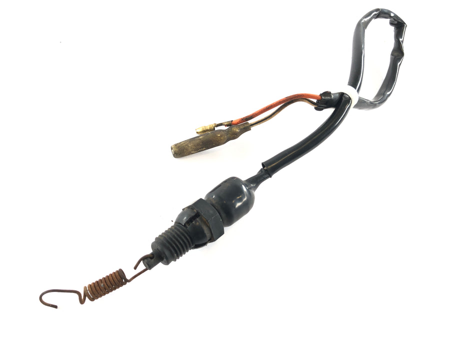 Suzuki LS 650 NP41B [1990] - Interruptor da luz de freio na parte traseira