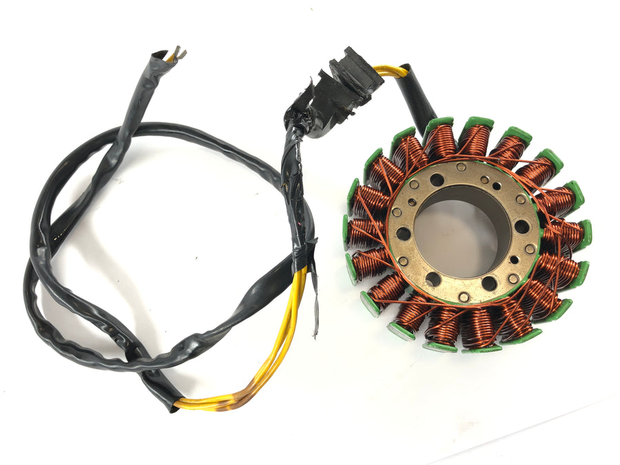 Honda CBR 900 RR SC28 [1995] - Stator de alternador