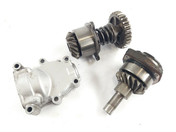 Suzuki Intruder vs 700 VP51a [1986] - Transmissão de energia Kardan - 0