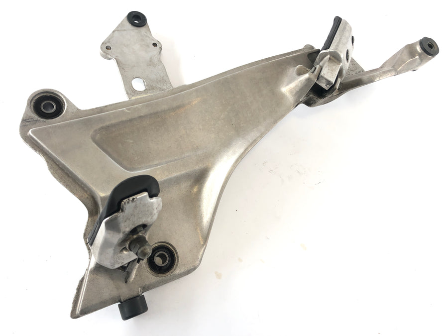 HONDA ST 1100 SC26 PAN European [1990] - Rastes para os pés da esquerda à esquerda