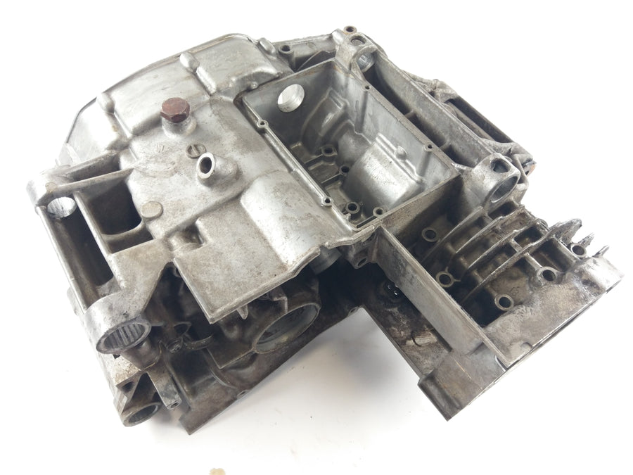 Suzuki GT 550 [1978] - Motor Habitação de moradia vazia